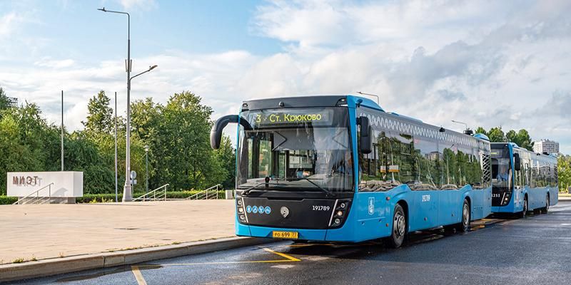 13 новых маршрутов наземного транспорта появилось в Москве этим летом
