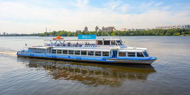 В столице работает 17 маршрутов наземного транспорта до круглогодичных причалов