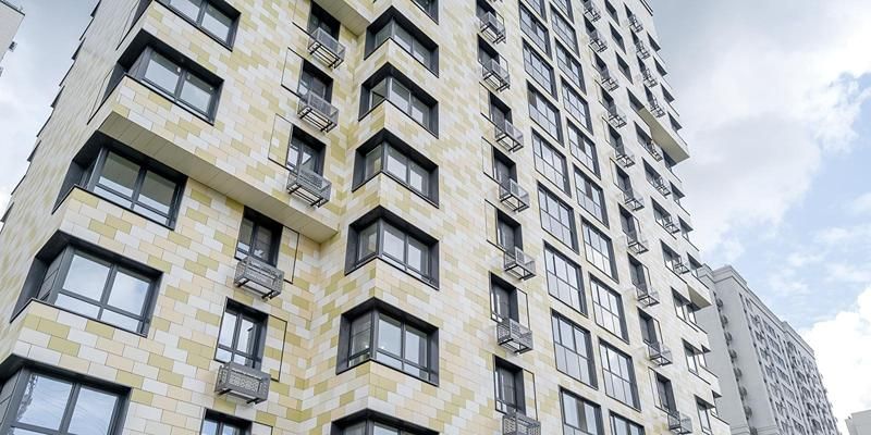 Около 150 горожан приступили к переселению в новостройку на Тайнинской улице по программе реновации