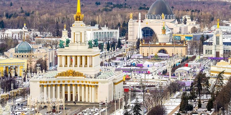 Какие отреставрированные павильоны могут увидеть посетители катка на ВДНХ