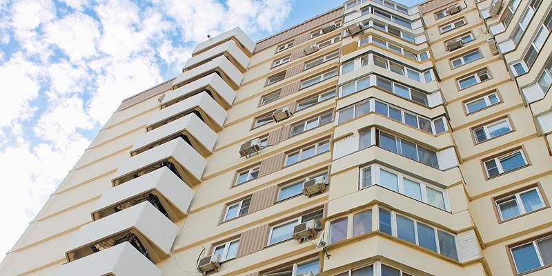 В столице капитально отремонтировали более 200 домов с фризами на фасадах
