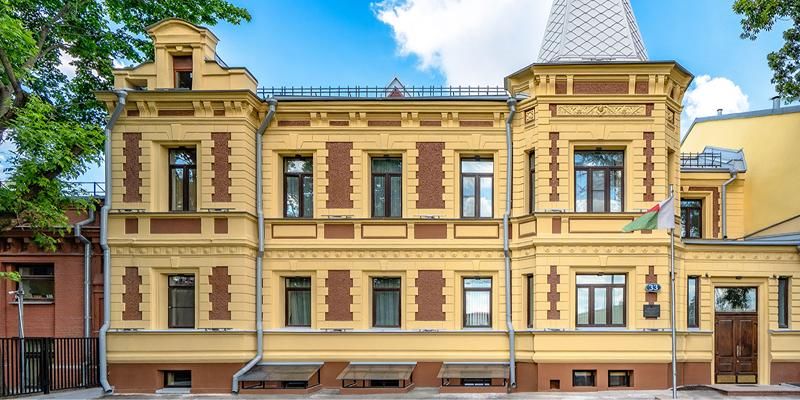 Завершена реставрация фасадов особняка Мазурина в Курсовом переулке