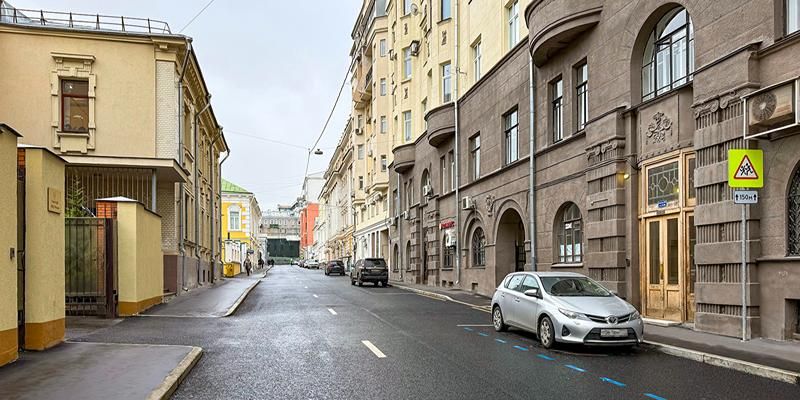 На 11 улицах Басманного района завершили работы по комплексному благоустройству
