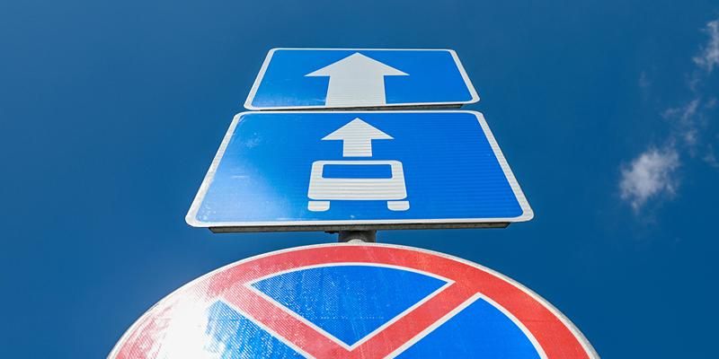 В трех округах Москвы появились новые выделенные полосы