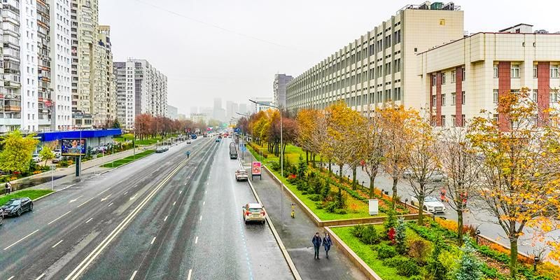 Расширенные тротуары и новое освещение: на Волгоградском проспекте и Марксистской улице завершили благоустройство